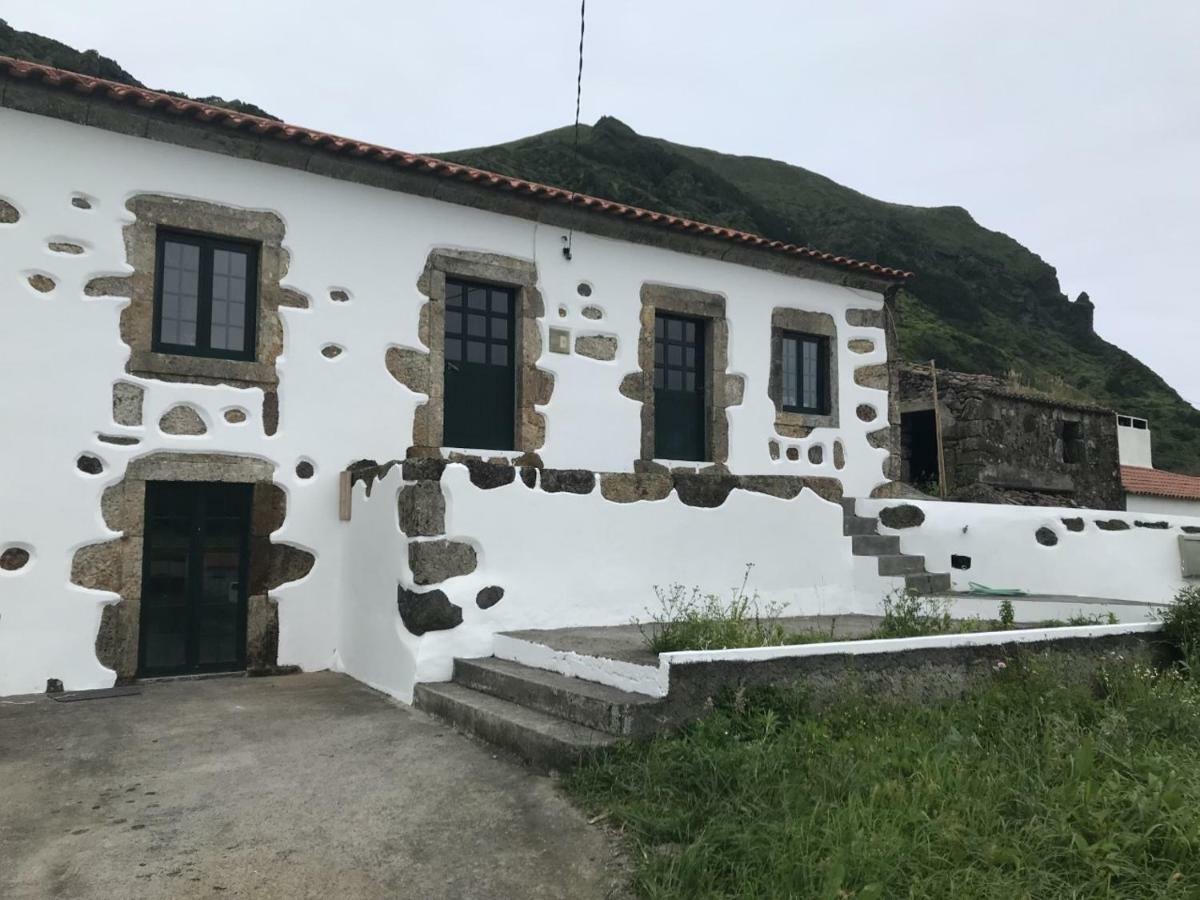 A Casa Do Ti Mendonca Villa Lajes das Flores Екстериор снимка
